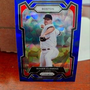 2024 Panini Prizm Blue Cracked Ice No. 201 of Roger Clemons.